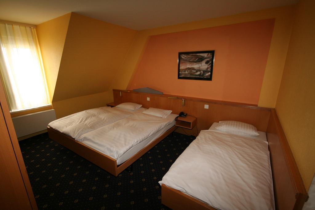 Hotel Regina チューリッヒ エクステリア 写真